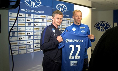 官方：切尔西门将罗伯特·桑切斯当选PFA11月最佳球员（官方确认：切尔西门将罗伯特-桑切斯获评PFA 11月最佳球员）