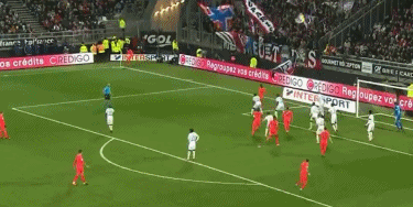 英超半场：达姆斯高、弗莱明造险，布伦特福德0-0伯恩利