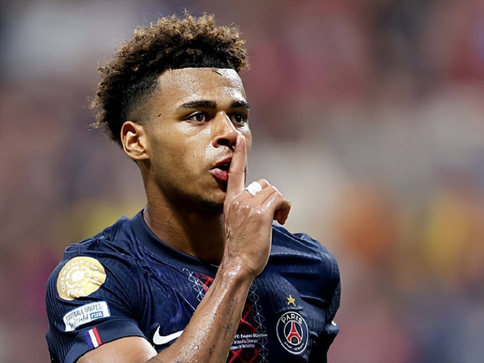 官方：现年36岁的前瑞典国脚、尤文旧将埃克达尔宣布退役（埃克达尔官宣退役：36岁瑞典前国脚、尤文旧将告别足坛）