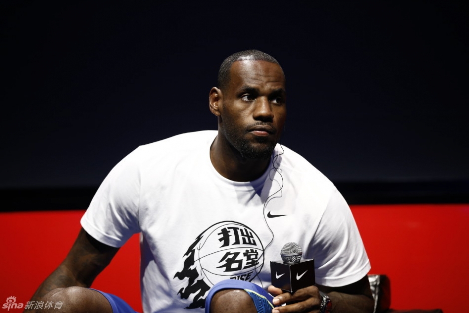 墨尔本城官方：莱基接受右髋关节手术，预计缺席三个月（墨尔本城：莱基已接受右髋手术，预计休战三个月）