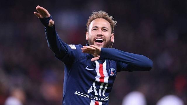 足球巴萨高层称将坚定走年轻化路线（巴萨高层表态：将坚定推进年轻化战略）