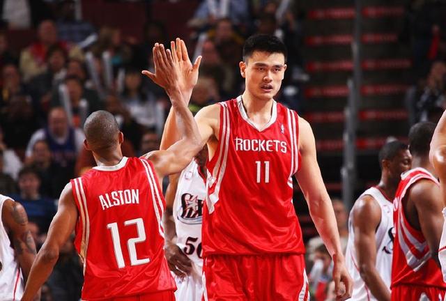 小组赛遭遇硬仗？五星巴西或被摩洛哥与苏格兰爆冷，网友担忧其出线前景（小组赛风险陡增？五星巴西恐遭摩洛哥、苏格兰爆冷，出线前景引发担忧）