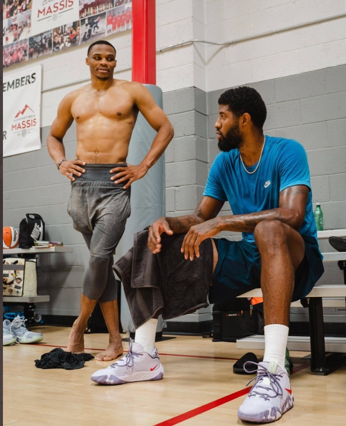 欧冠淘汰赛前瞻：拜仁客战曼城,（欧冠淘汰赛前瞻：拜仁客场挑战曼城）