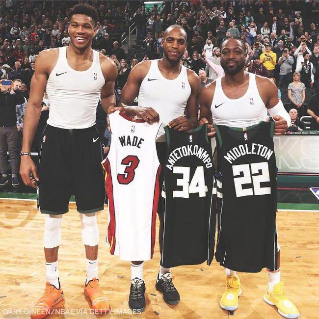 NBA季后赛精彩比赛瞬间（NBA季后赛高光瞬间集锦）